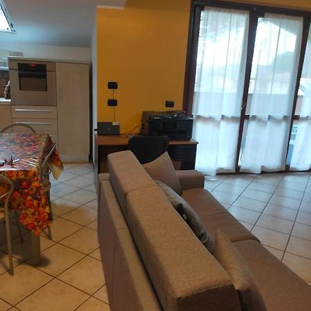 Ferienwohnung Residenza Giulia E Marco Cesate Exterior foto